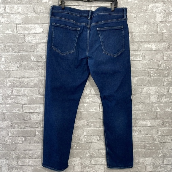 Banana Republic Straight Fit Jeans - Picture 3 of 6